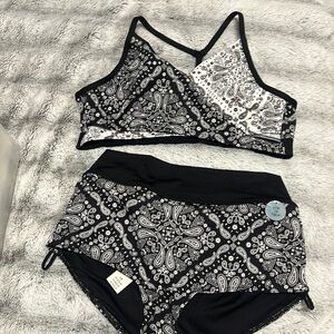 NWT Pink Swim Large bottom, XL top